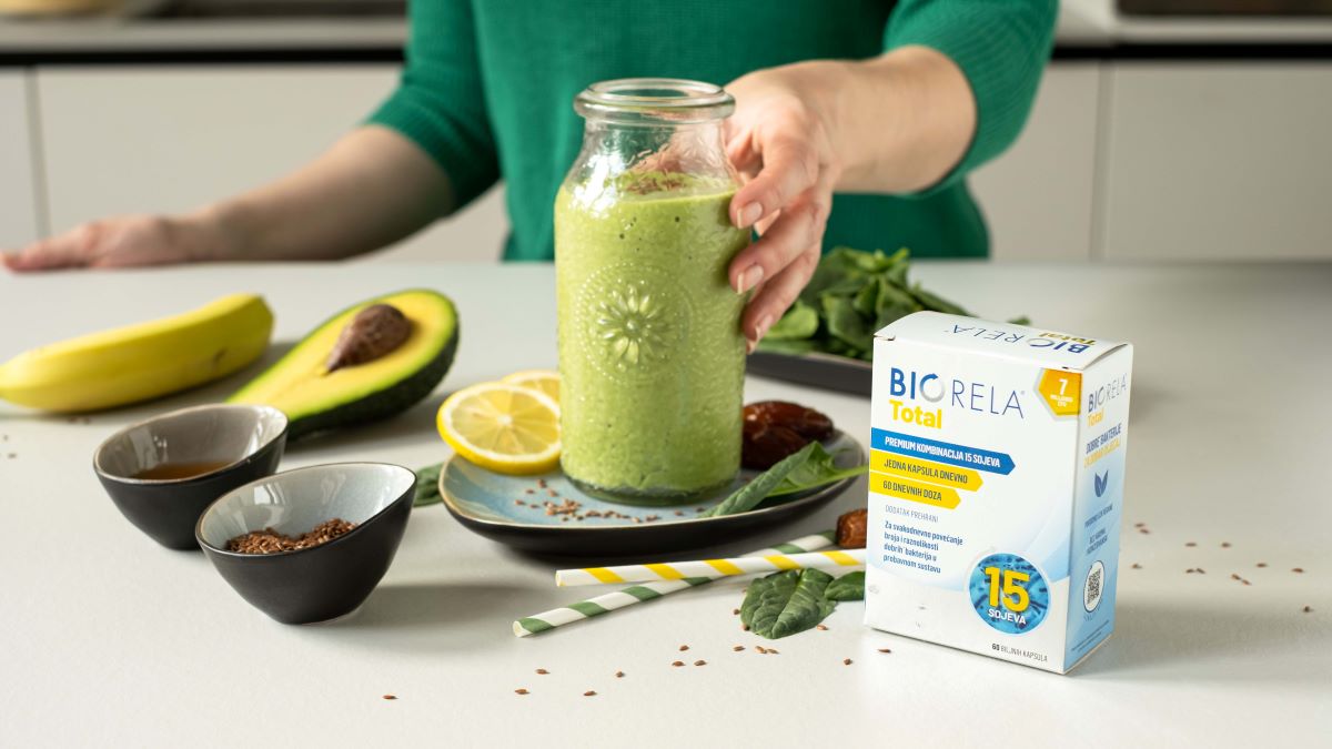 Smoothie s avokadom i bananom